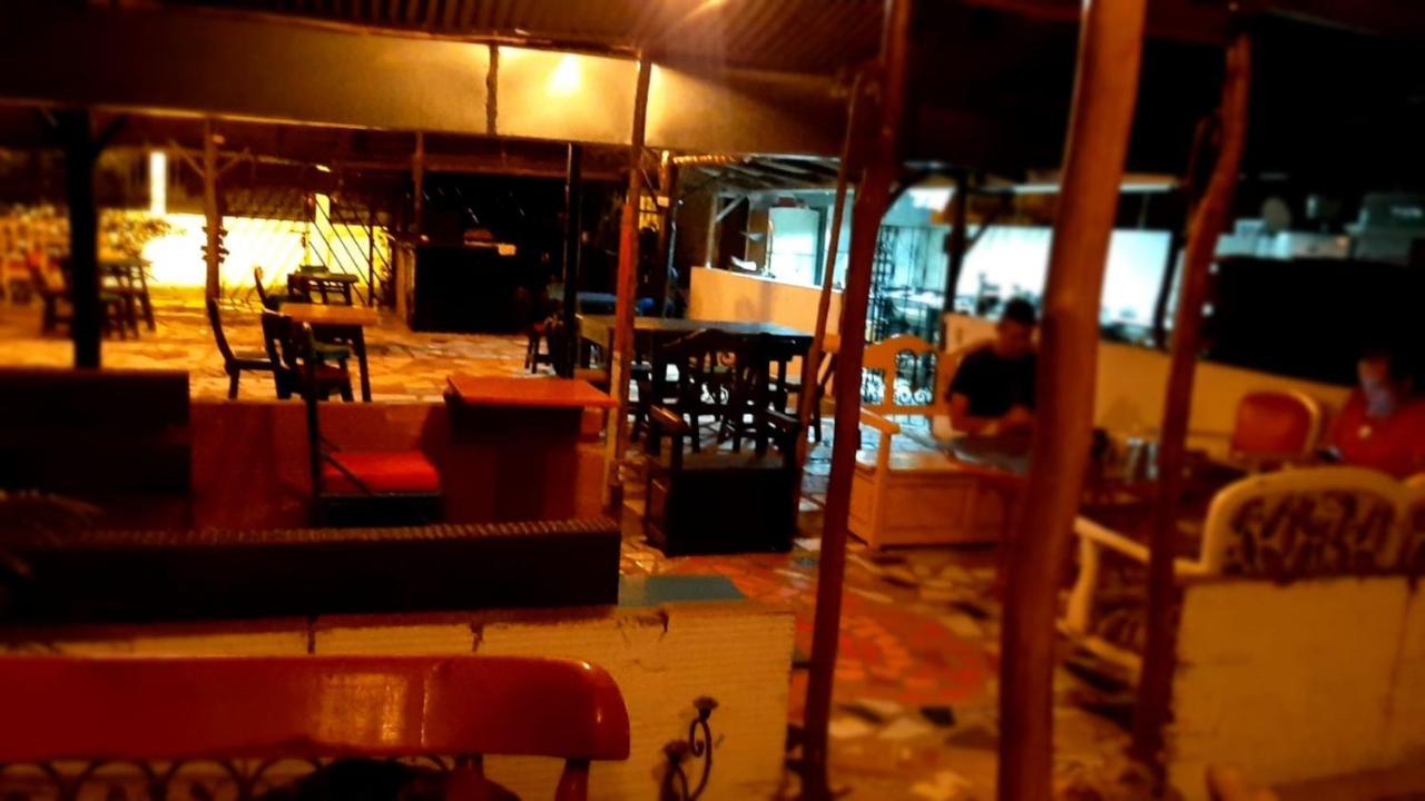 Posadamanduka Eco-Hostel บิยาบิเซนซิโอ ภายนอก รูปภาพ