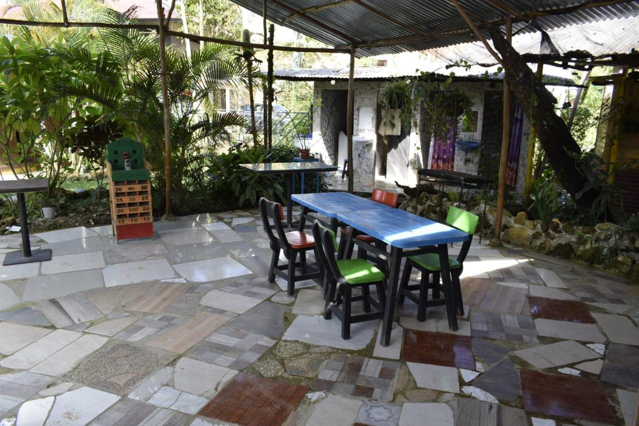 Posadamanduka Eco-Hostel บิยาบิเซนซิโอ ภายนอก รูปภาพ