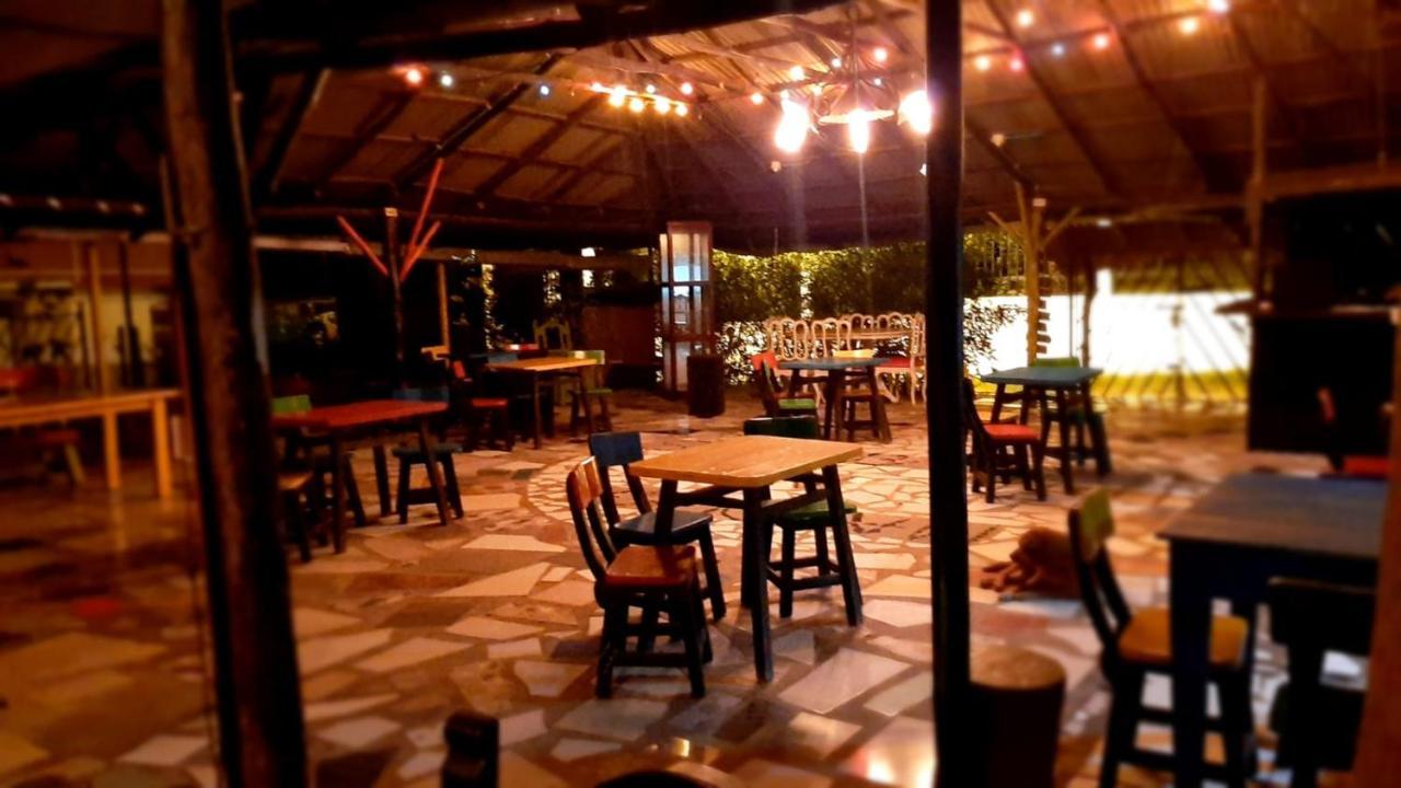 Posadamanduka Eco-Hostel บิยาบิเซนซิโอ ภายนอก รูปภาพ