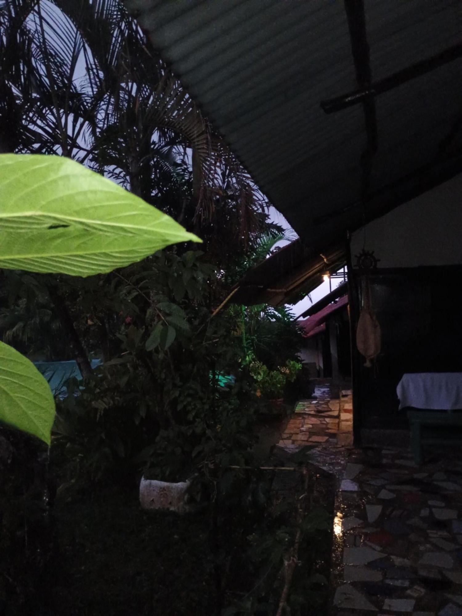 Posadamanduka Eco-Hostel บิยาบิเซนซิโอ ภายนอก รูปภาพ