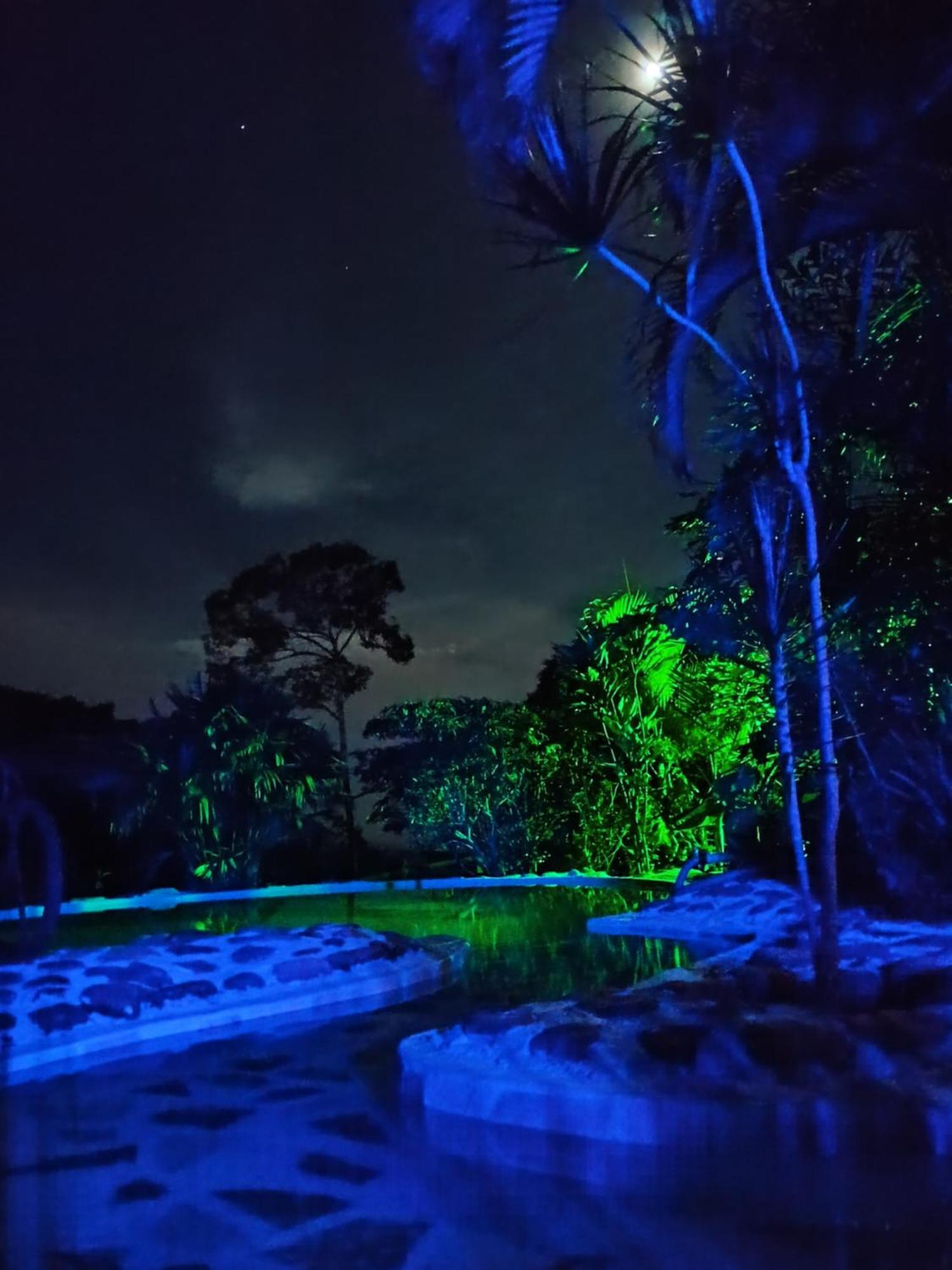Posadamanduka Eco-Hostel บิยาบิเซนซิโอ ภายนอก รูปภาพ